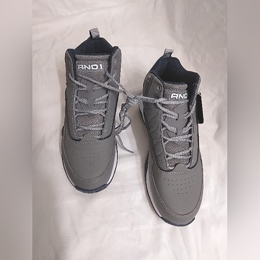 AND1 Men's Streetball Basketball High Top Lace Up Size 10.5 - Picture 5 of 9